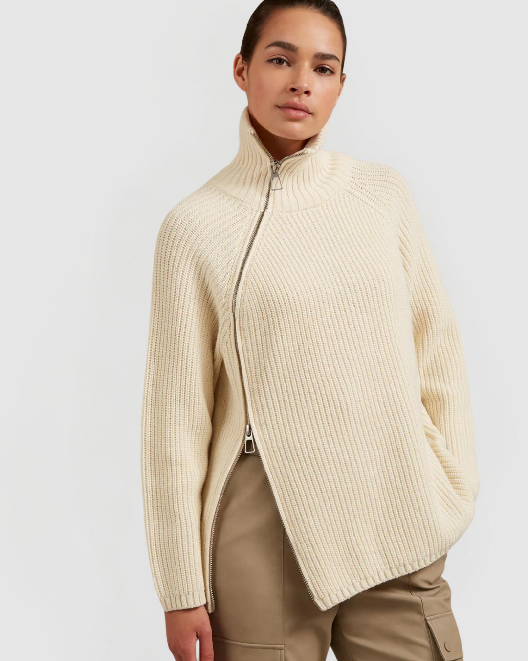 Chelsea - Oversized Turtleneck