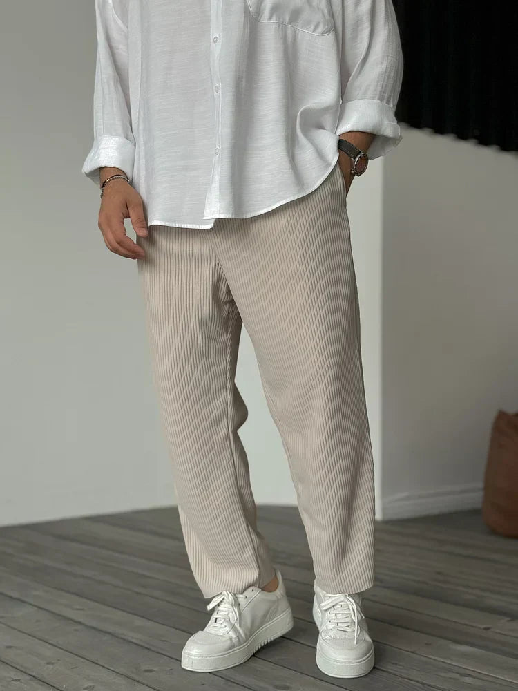 CAMDEN - MEN'S RELAXED PLEATED TROUSERS