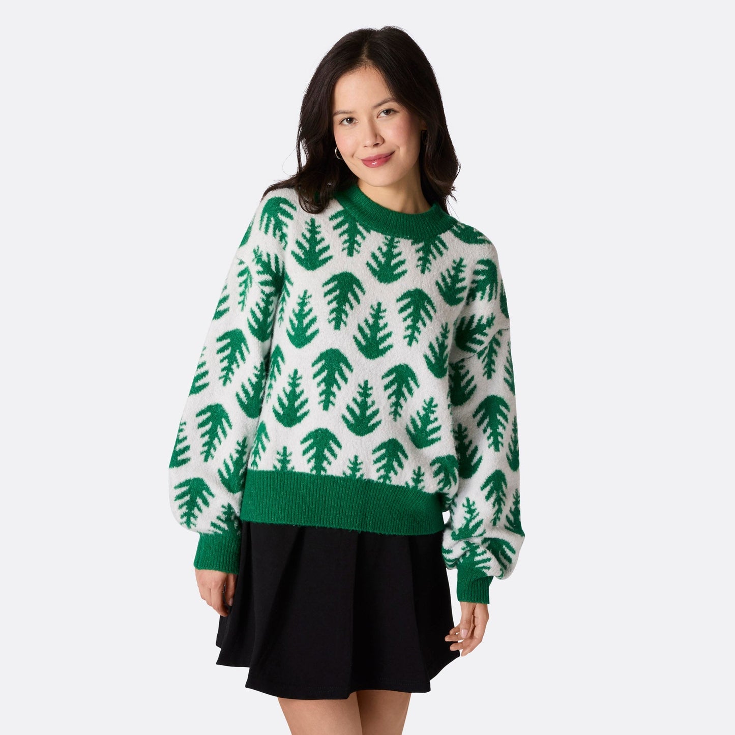 BEBEAU | OVERSIZED CHRISTMAS TREE SWEATER