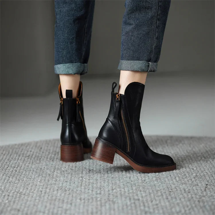 Cari - Leather Zip Ankle Boots