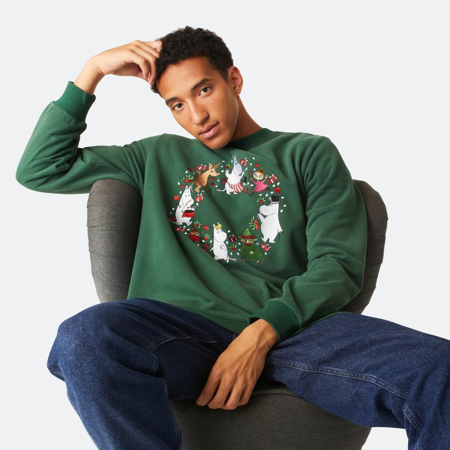 BEBEAU | MUMINS GREEN CHRISTMAS SWEATSHIRT