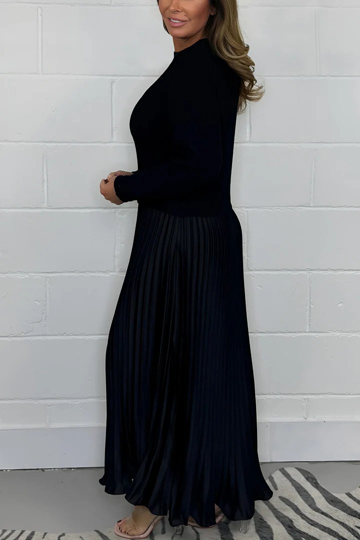 BEBEAU | ROSE™ - Long Sweater with Pleated Skirt